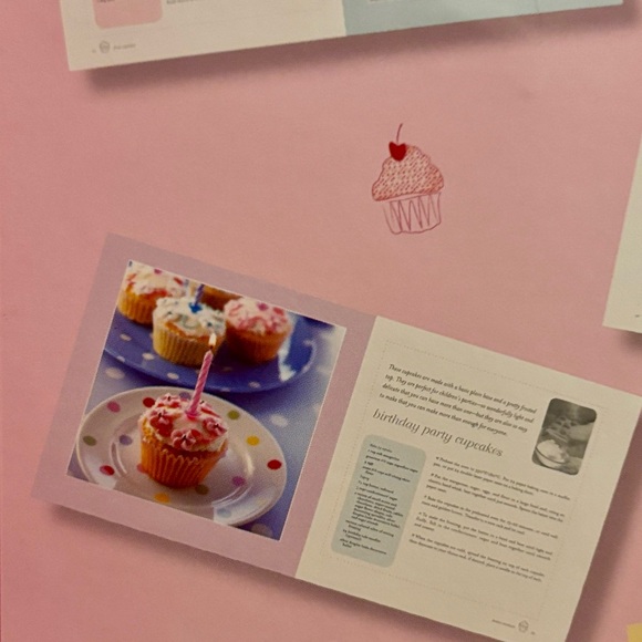 Cupcake Kit - Picture 10 of 11